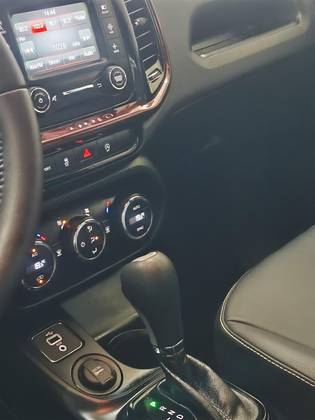 FIAT TORO 1.8 16V EVO FLEX FREEDOM AT6 FIAT TORO 1.8 16V EVO FLEX FREEDOM AT6